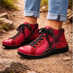 Bionica Red Leather Lace Up Booties, Size 8.5M